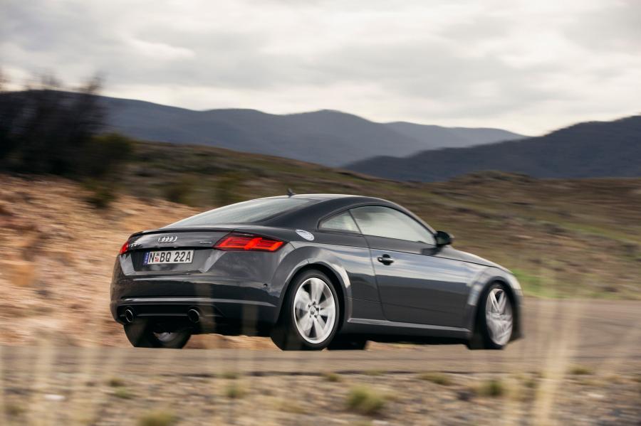  Audi TT Coupe 2.0 TFSI Quattro (8S) 2015 года  (AU) (фото 3 из 20)